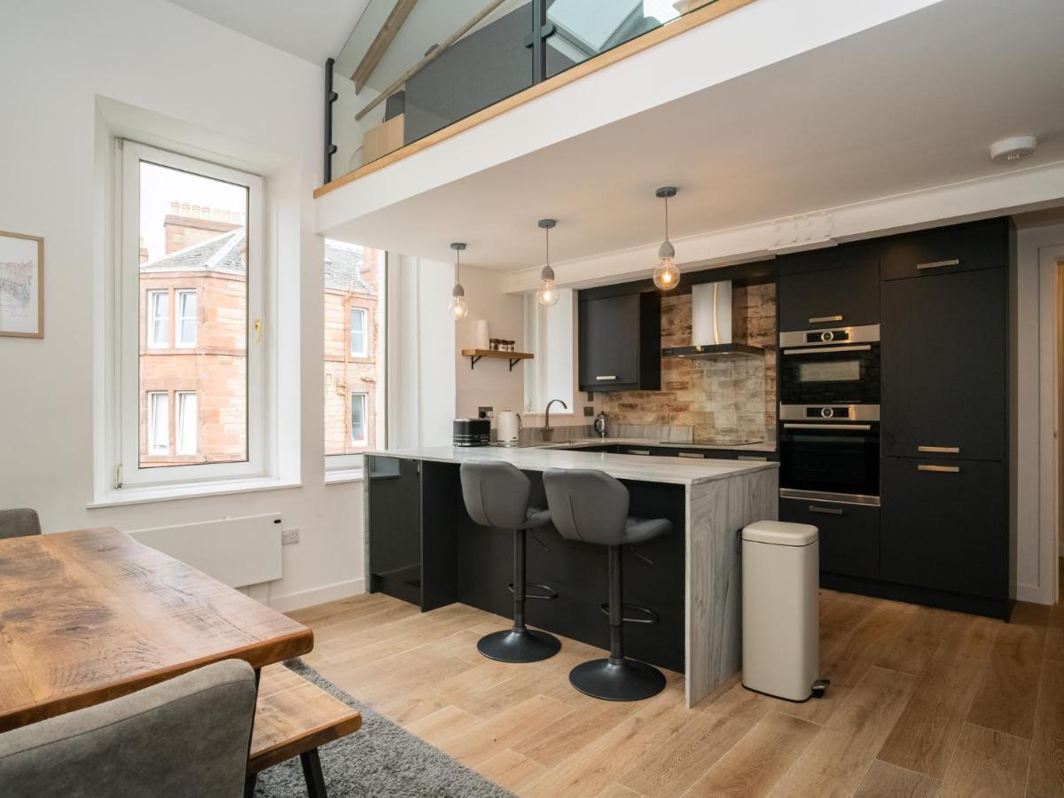 Pass The Keys Stunning 3 Bed Loft Style Apt With Free Parking EDI Eksteriør billede