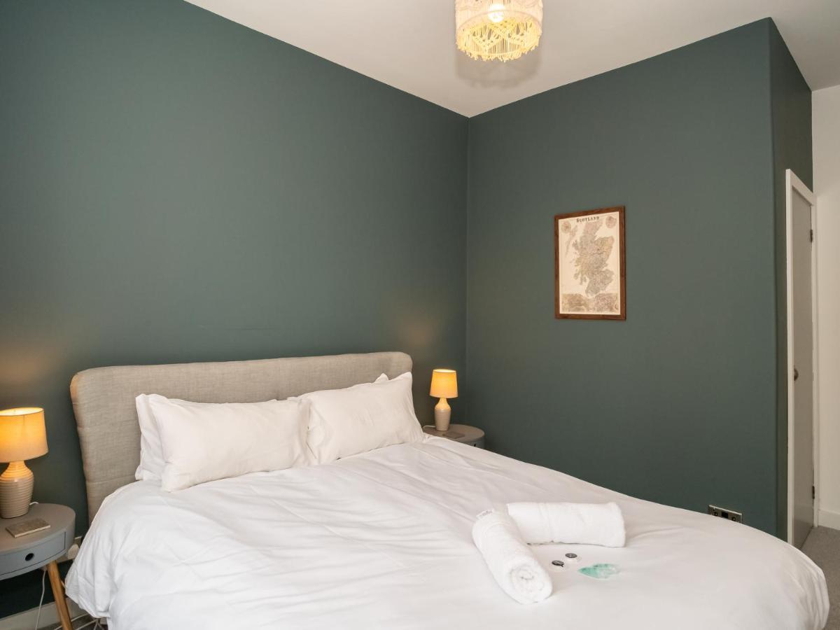 Pass The Keys Stunning 3 Bed Loft Style Apt With Free Parking EDI Eksteriør billede