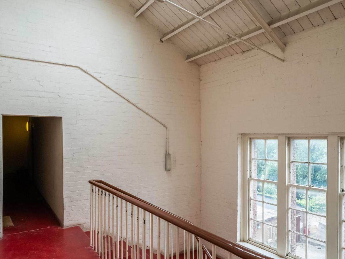 Pass The Keys Stunning 3 Bed Loft Style Apt With Free Parking EDI Eksteriør billede