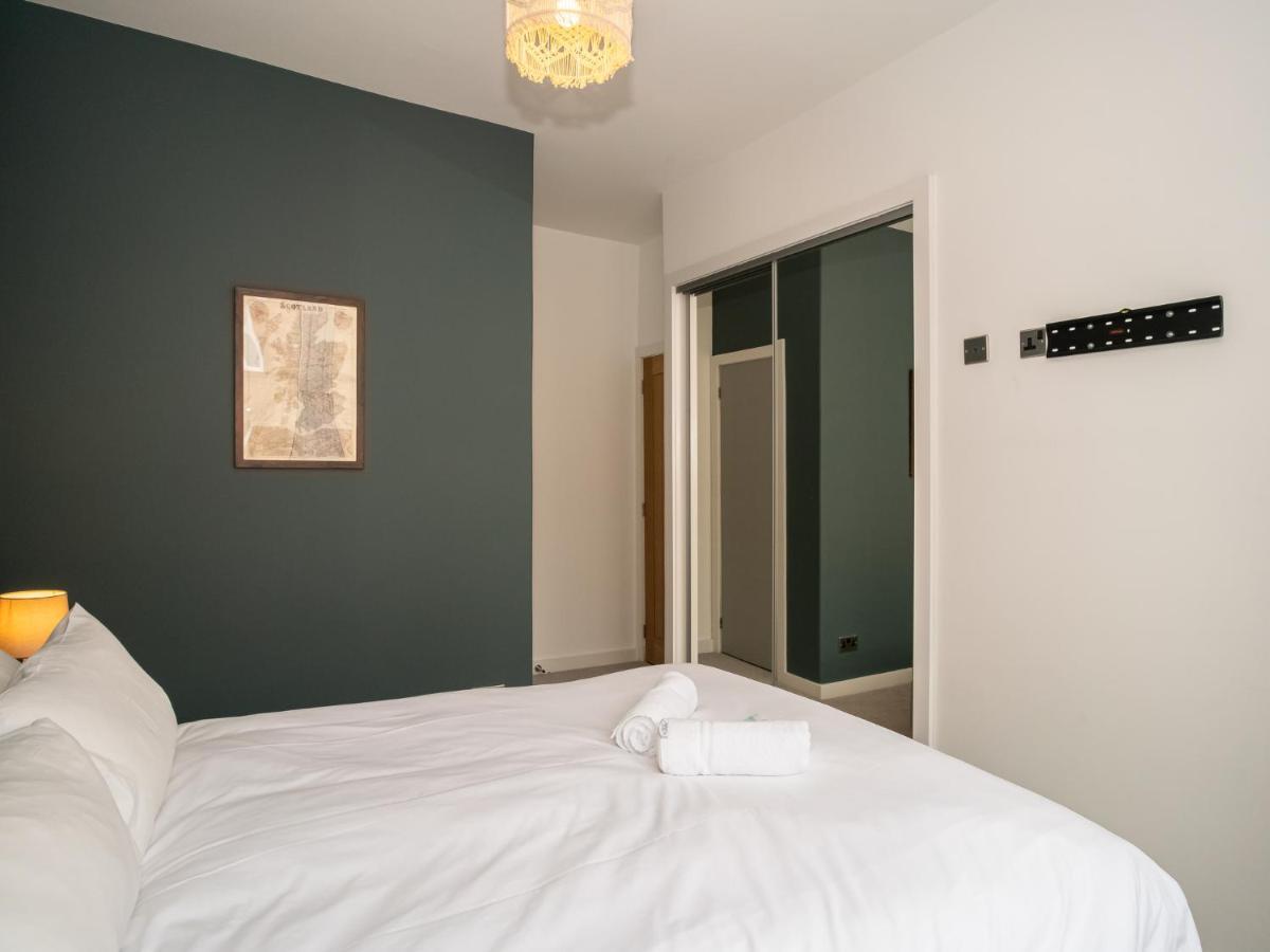 Pass The Keys Stunning 3 Bed Loft Style Apt With Free Parking EDI Eksteriør billede