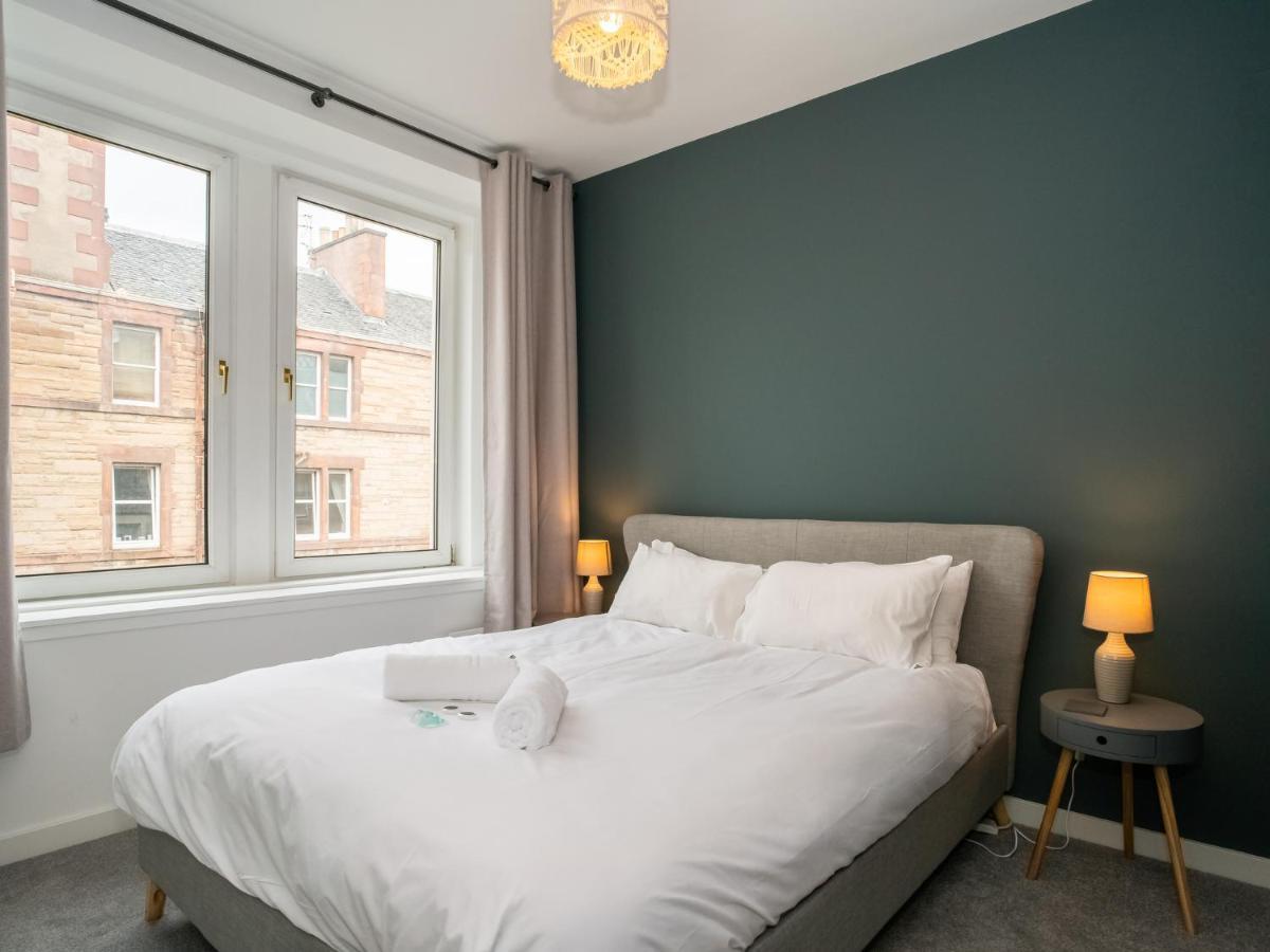Pass The Keys Stunning 3 Bed Loft Style Apt With Free Parking EDI Eksteriør billede