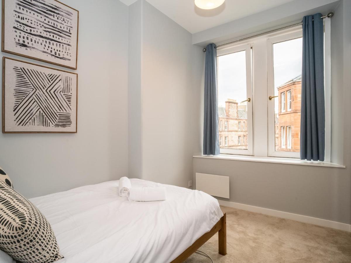 Pass The Keys Stunning 3 Bed Loft Style Apt With Free Parking EDI Eksteriør billede
